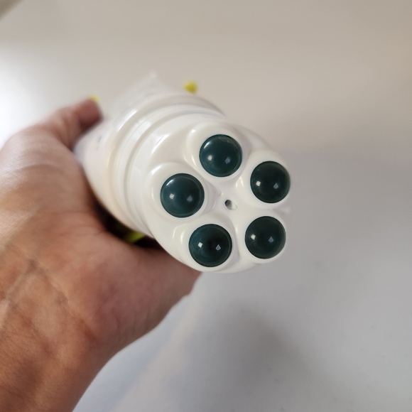 Beverly Hills MD Smooth + Contour Body Cream 4 oz Firming & Sculpting - Picture 3 of 3